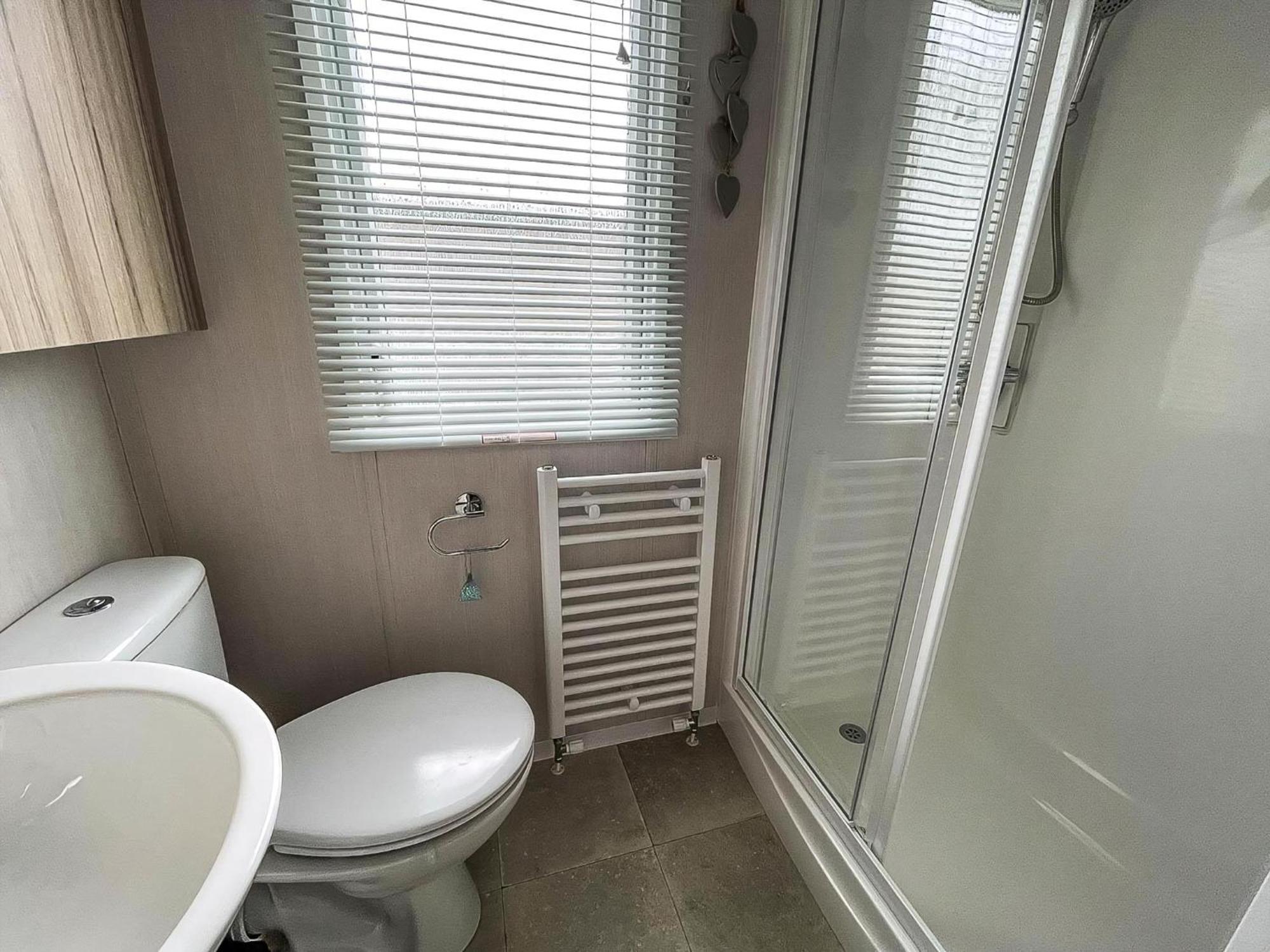 Beautiful Caravan With Decking And Free Wifi At Highfield Grange Ref 26740wr Campsite *